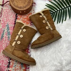 UGG Brown Tan Fleece Lined Tall Bailey Button Boot in Chestnut 6 Style 1962